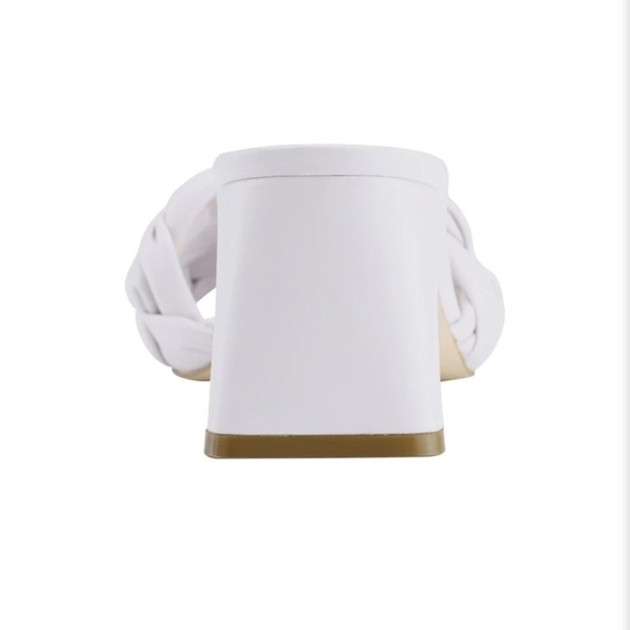 Marc Fisher Cerita Block Heel Slip On Sandal Womens size 8 light purple​ - Picture 3 of 8